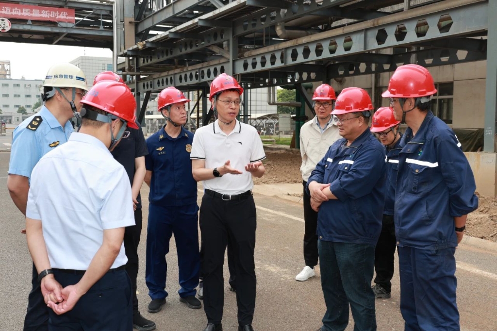 市委常委、常務副市長張韶峰檢查節(jié)日期間化工企業(yè)安全生產工作